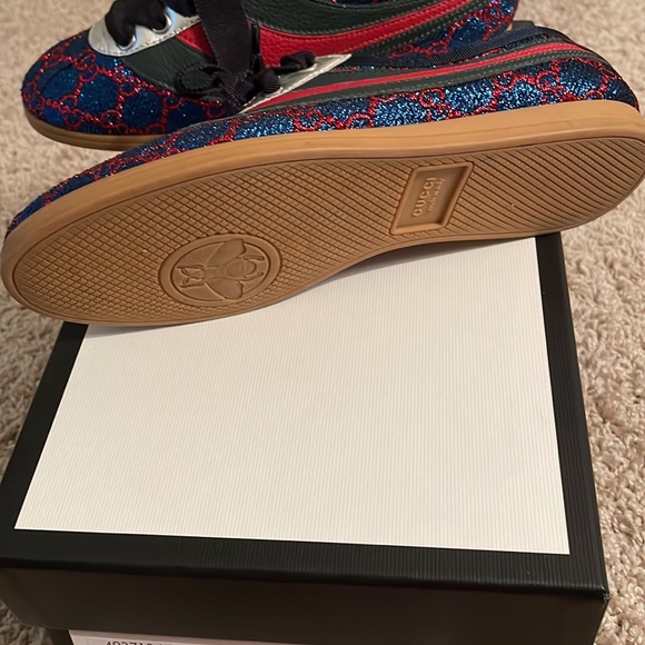 Gucci Falacer sneaker authentic — only worn 3 times. Awesome statement pieces! - Picture 2 of 4